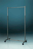 Horizontal bar garment rail